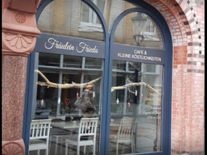 照片: Fräulein Frieda